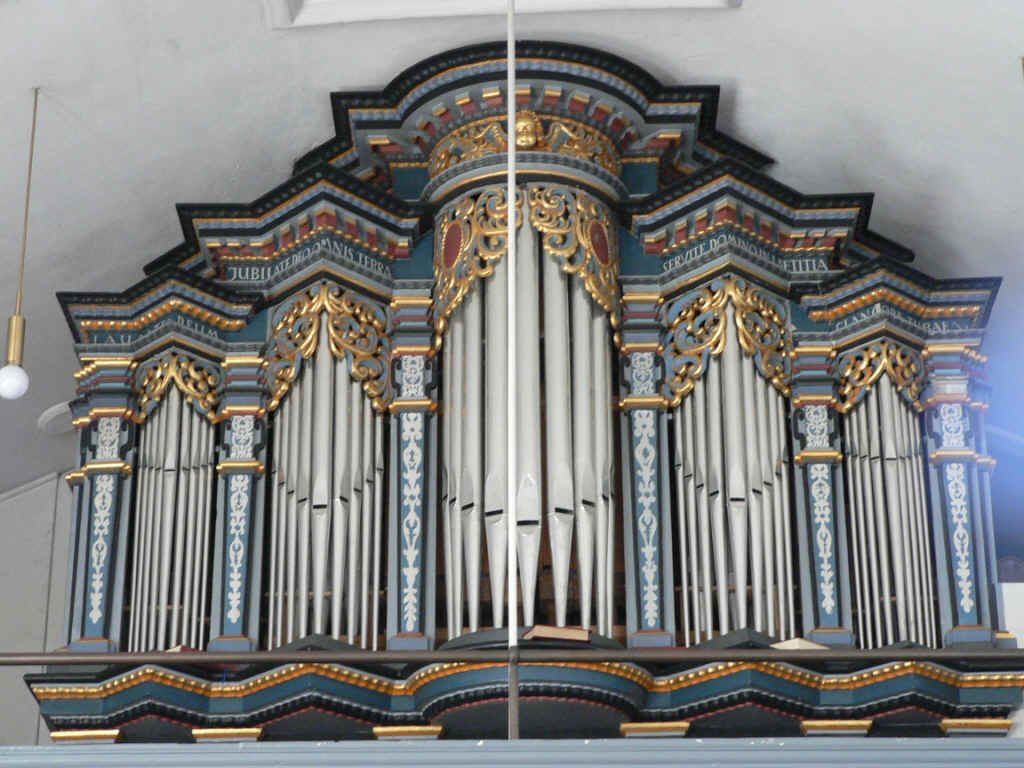 orgel.JPG (93251 Byte)